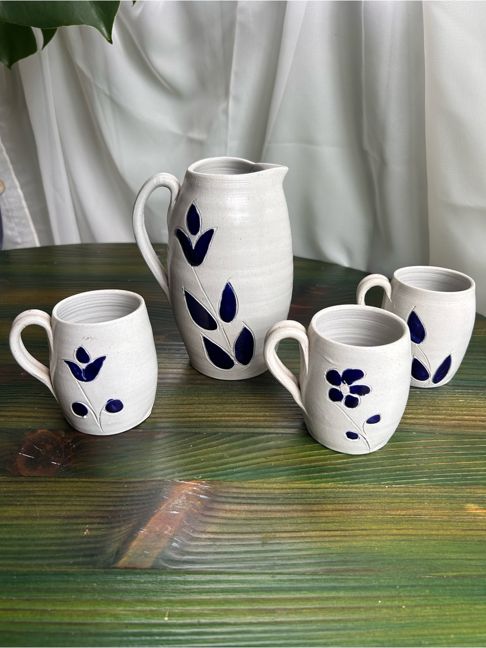 Williamsburg Pottery VA Blue Floral Stoneware Pitcher & 3 Mug Set Handmade